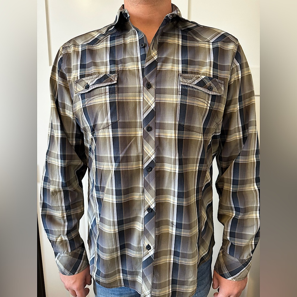 7 Diamonds Men’s Button Up Flannel